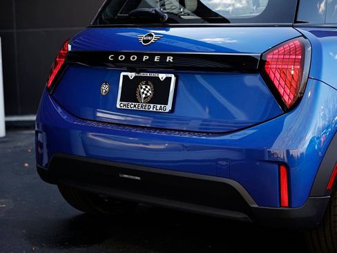 New 2026 MINI Cooper 2-Door Hardtop image 9