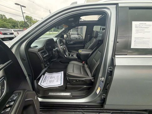 Used 2024 Chevrolet Tahoe Premier AWD/4WD image 11