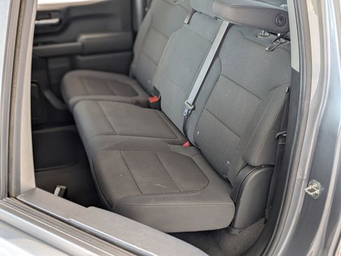 Used 2021 Chevrolet Silverado 1500 Custom image 17