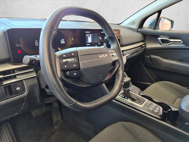 Used 2026 Kia Sportage LX FWD image 9