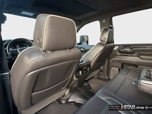 Used 2024 GMC Sierra 2500 AT4X AWD/4WD image 22