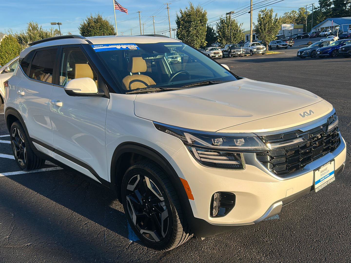 Used 2024 Kia Seltos SX w/ SX Sunroof Package AWD/4WD image 10