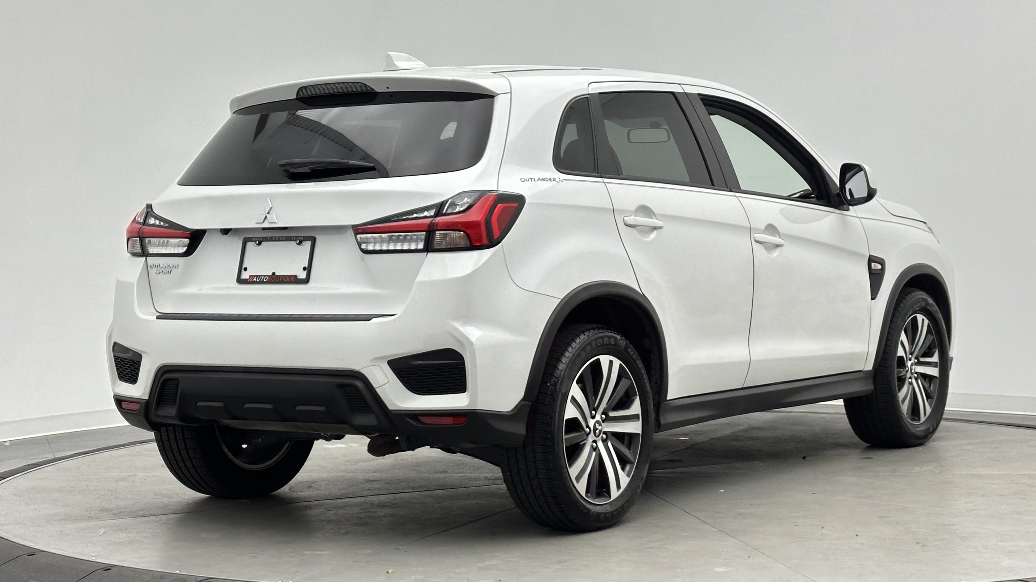 Used 2020 Mitsubishi Outlander Sport ES FWD image 7