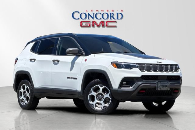 Used 2022 Jeep Compass Trailhawk w/ Trailhawk Elite Group AWD/4WD image 1