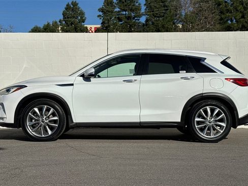 Used 2019 INFINITI QX50 Luxe image 9