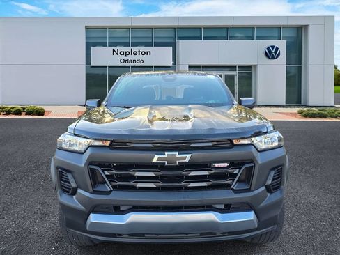 Used 2025 Chevrolet Colorado Trail Boss image 2