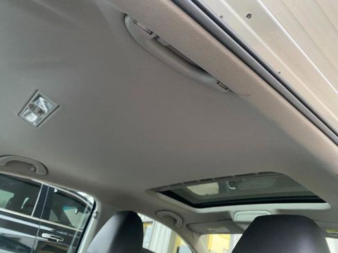 Used 2014 Volkswagen Jetta SE image 19