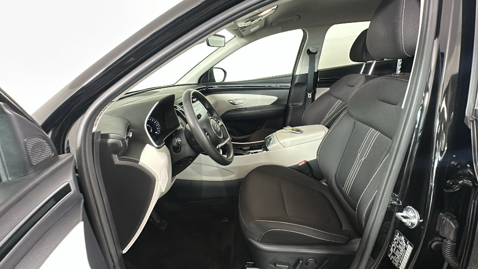 Certified 2024 Hyundai Tucson SEL FWD image 14