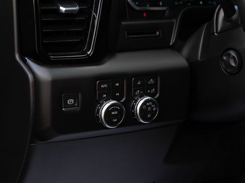 Used 2023 GMC Sierra 1500 AT4 AWD/4WD image 20