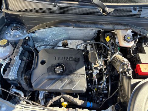 Used 2025 Chevrolet TrailBlazer LT image 30