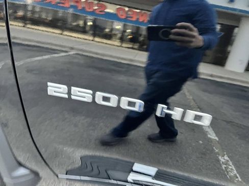 Used 2025 Chevrolet Silverado 2500 LTZ image 13