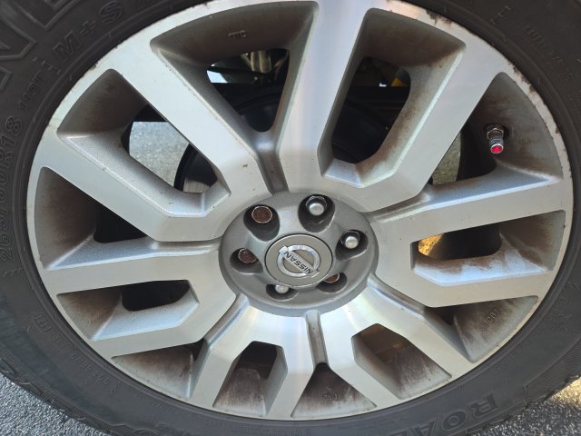 Used 2011 Nissan Frontier SL AWD/4WD image 11