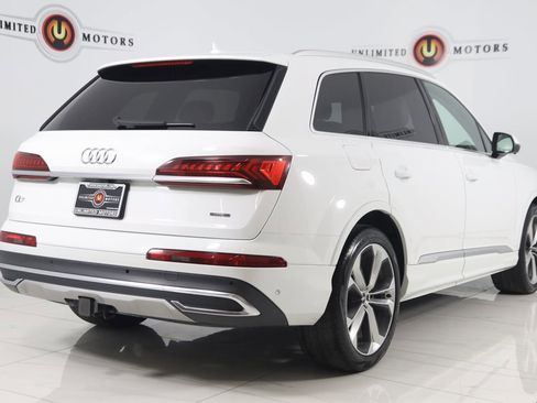 Used 2021 Audi Q7 3.0T Prestige w/ Prestige Package image 3