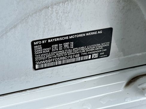 Used 2024 BMW 330i Sedan w/ Convenience Package RWD image 34