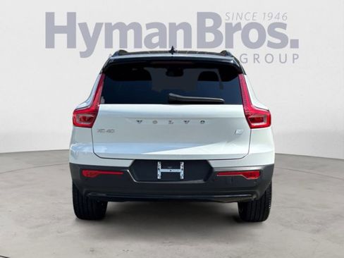 Used 2023 Volvo XC40 Recharge Ultimate w/ Protection Package Premier image 4