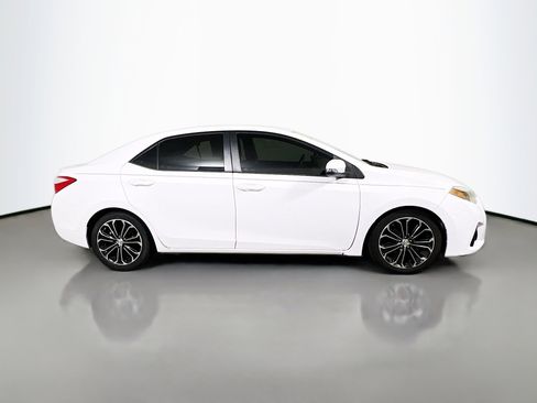 Used 2014 Toyota Corolla S image 3