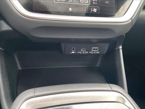 Used 2024 Subaru Crosstrek 2.0i Premium AWD/4WD image 25