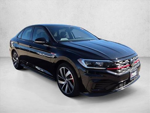 Used 2021 Volkswagen Jetta GLI Autobahn FWD image 3