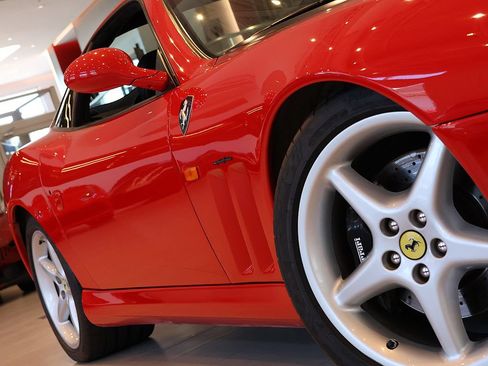Used 1998 Ferrari 550 Maranello image 10