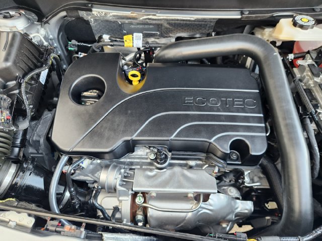 Used 2026 Chevrolet Equinox LT FWD image 32