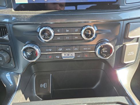 Certified 2022 Ford F150 XLT w/ Equipment Group 302A High image 20