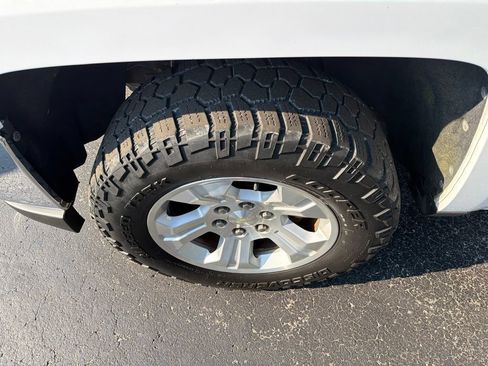 Used 2017 Chevrolet Silverado 1500 LT w/ All Star Edition AWD/4WD image 9