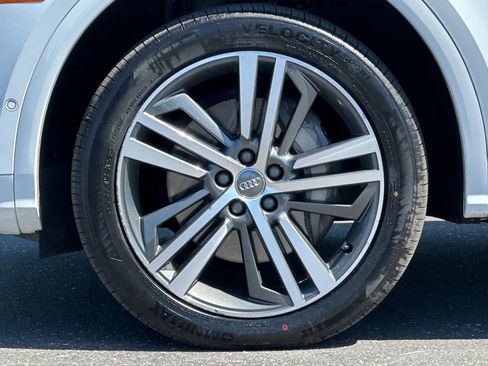 Used 2020 Audi Q5 e Prestige w/ Prestige Package AWD/4WD image 26