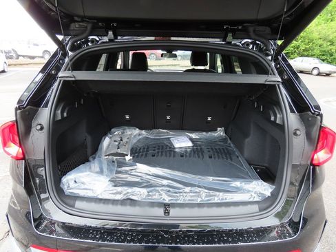 New 2025 BMW X1 xDrive28i w/ Premium Package image 25