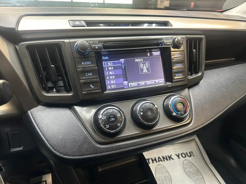 Used 2015 Toyota RAV4 LE AWD/4WD image 15