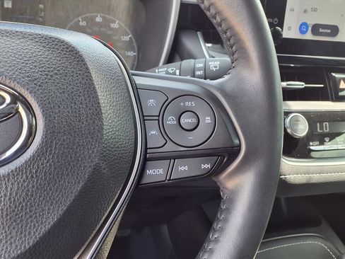 Used 2024 Toyota Corolla SE image 18