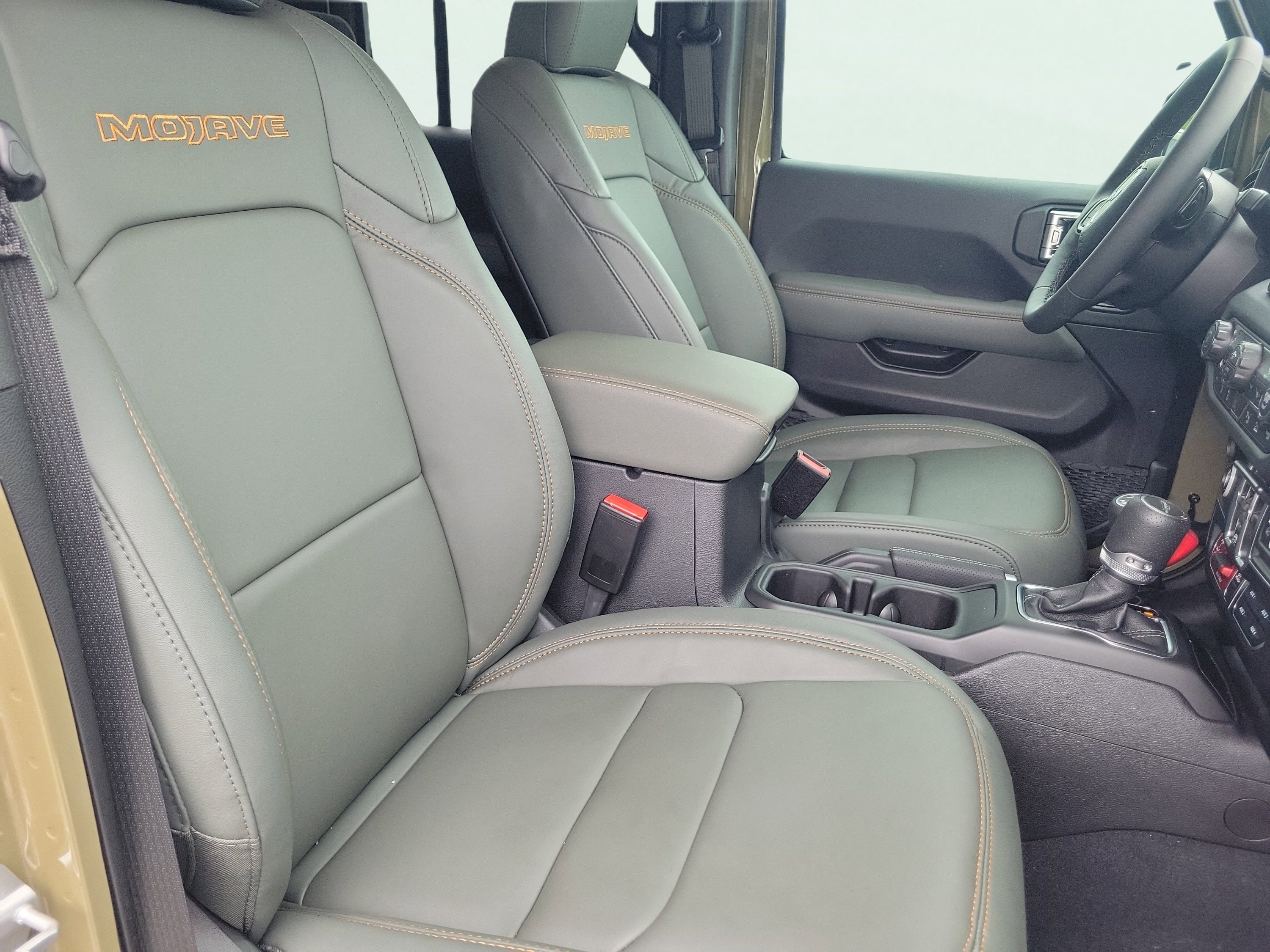 New 2026 Jeep Gladiator Mojave AWD/4WD image 18