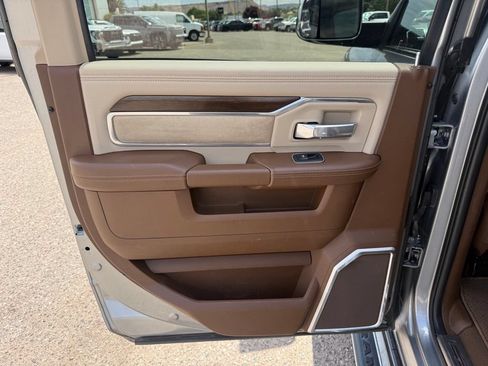 Used 2022 RAM 2500 Laramie AWD/4WD image 22