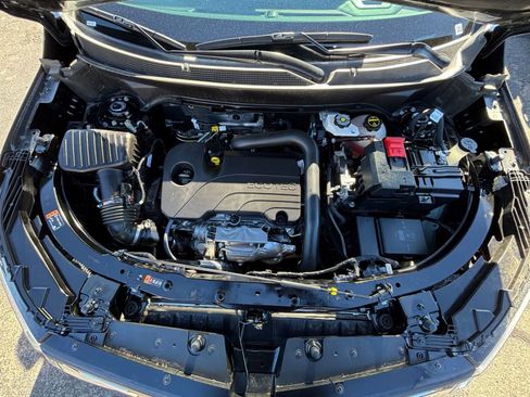 Used 2025 Chevrolet Equinox LT image 32