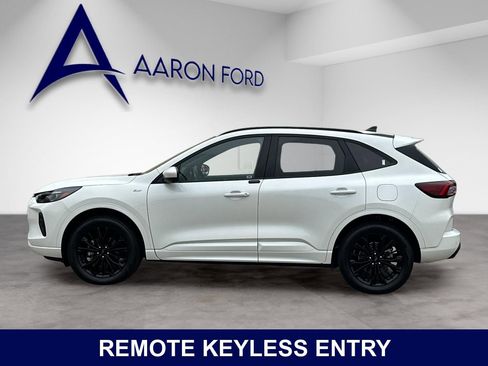 Used 2025 Ford Escape ST-Line Elite w/ Premium Technology Package AWD/4WD image 3