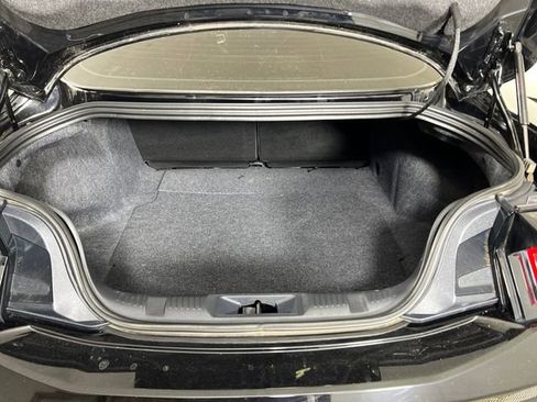 Used 2024 Ford Mustang Coupe RWD image 23