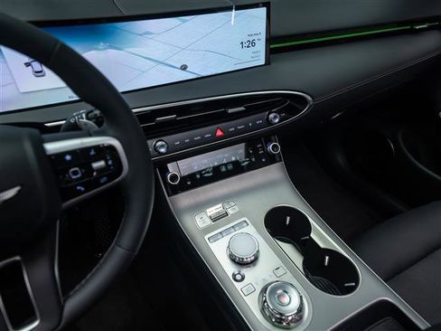 New 2026 Genesis GV70 2.5T Advanced AWD/4WD image 24
