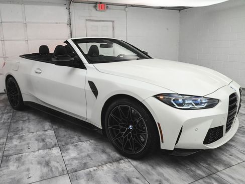 Used 2022 BMW M4 xDrive Competition image 3