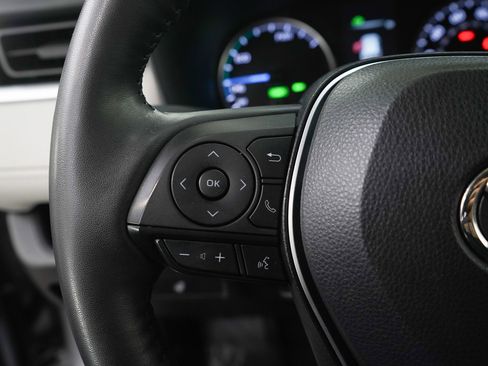 Used 2022 Toyota RAV4 XLE w/ XLE Grade Weather Package image 18