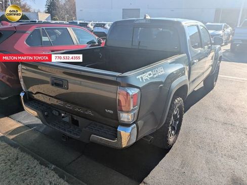 Certified 2020 Toyota Tacoma SR5 image 5