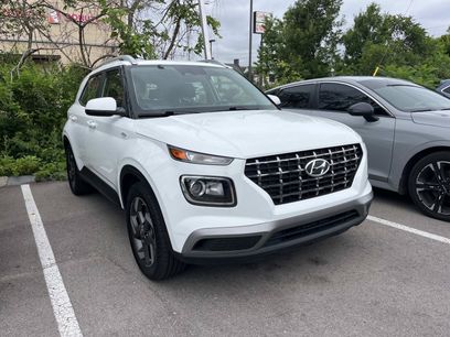 Used 2024 Hyundai Venue SEL