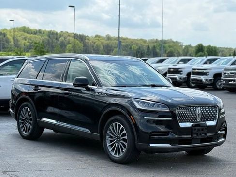 Used 2022 Lincoln Aviator AWD w/ Premium Package image 37