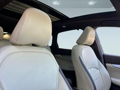 Used 2019 INFINITI QX50 Essential w/ Sensory Package AWD/4WD image 25