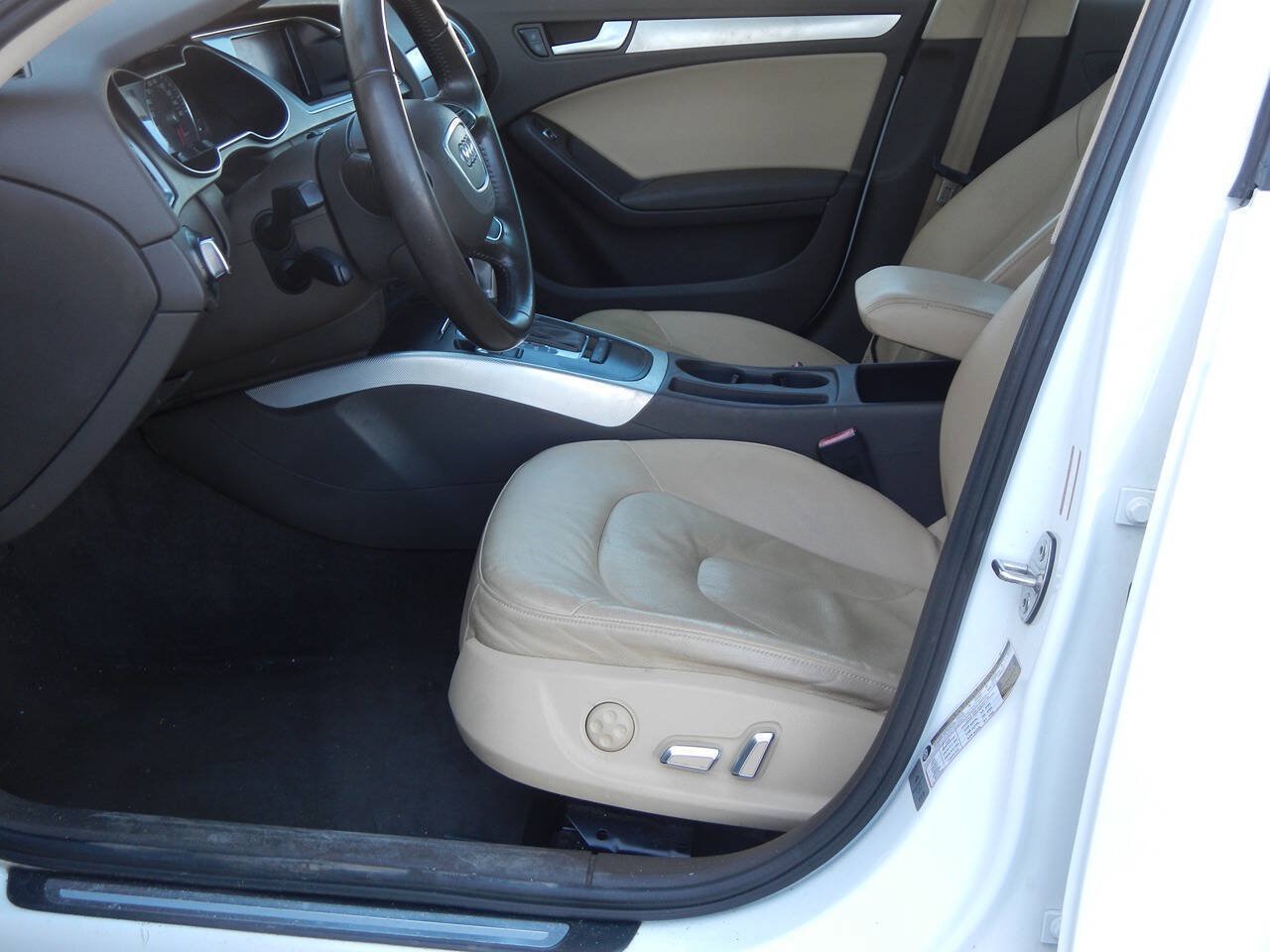 Used 2014 Audi A4 2.0T Premium FWD image 26