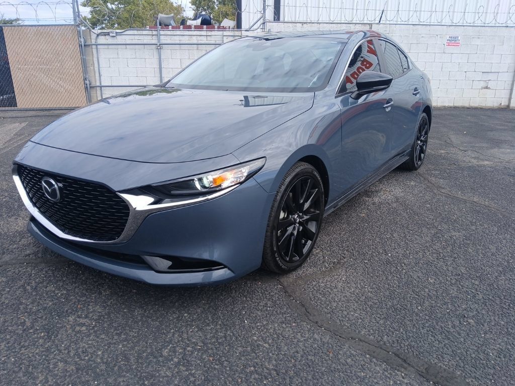Used 2023 MAZDA MAZDA3 s FWD image 1
