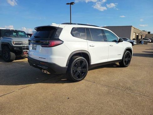 New 2026 GMC Acadia Elevation w/ Black Edition FWD image 7