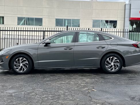 Used 2023 Hyundai Sonata Blue image 7