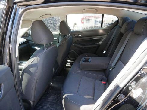 Certified 2022 Nissan Altima 2.5 SV FWD image 11