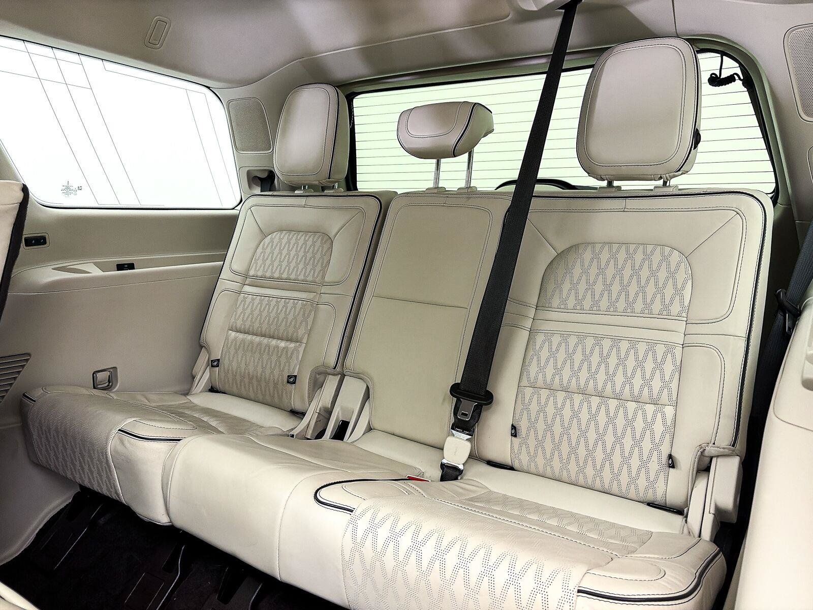 Used 2022 Lincoln Navigator Black Label AWD/4WD image 45