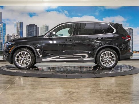 Used 2026 BMW X5 xDrive50e AWD/4WD image 6