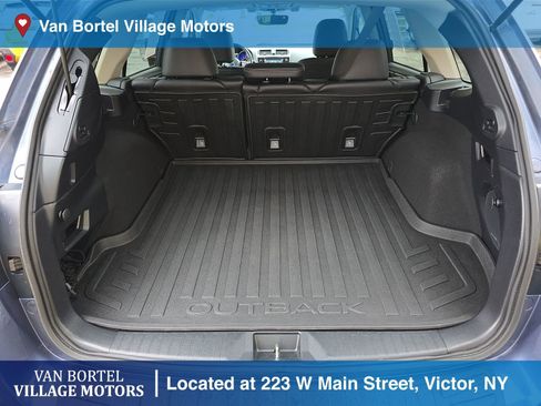 Used 2018 Subaru Outback 2.5i Limited image 30